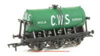 4F-031-025 Dapol 6 Wheel Milk Tanker - CWS livery